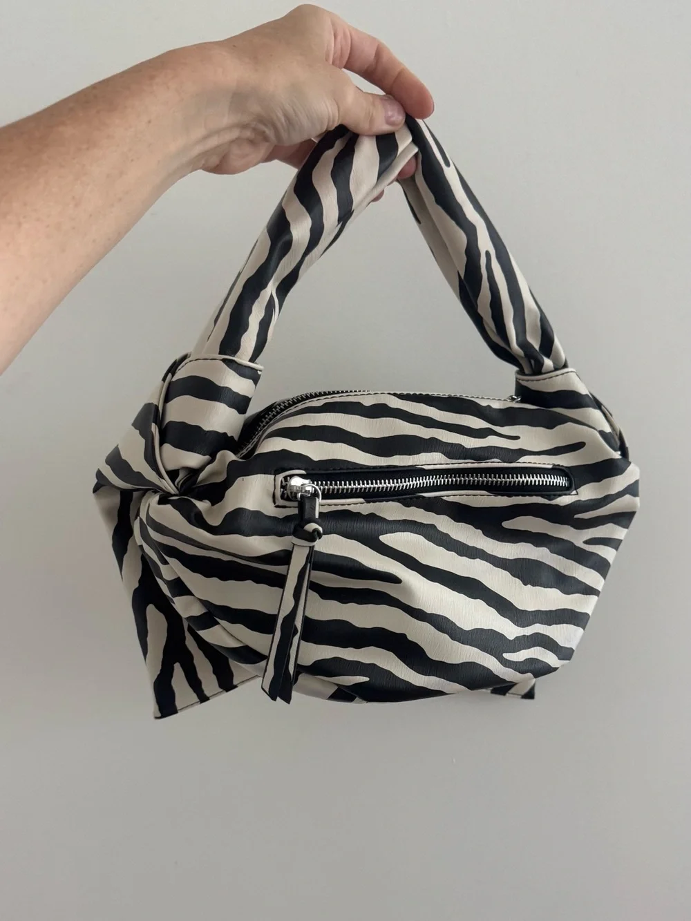 NEW NA-KD Zebra print bag